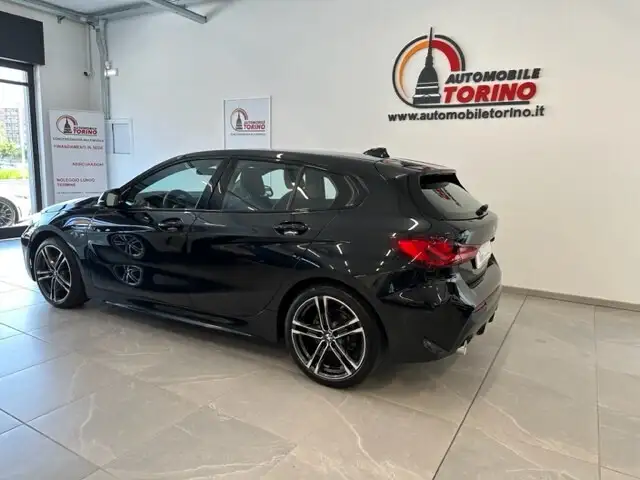 BMW 1 Series view 6