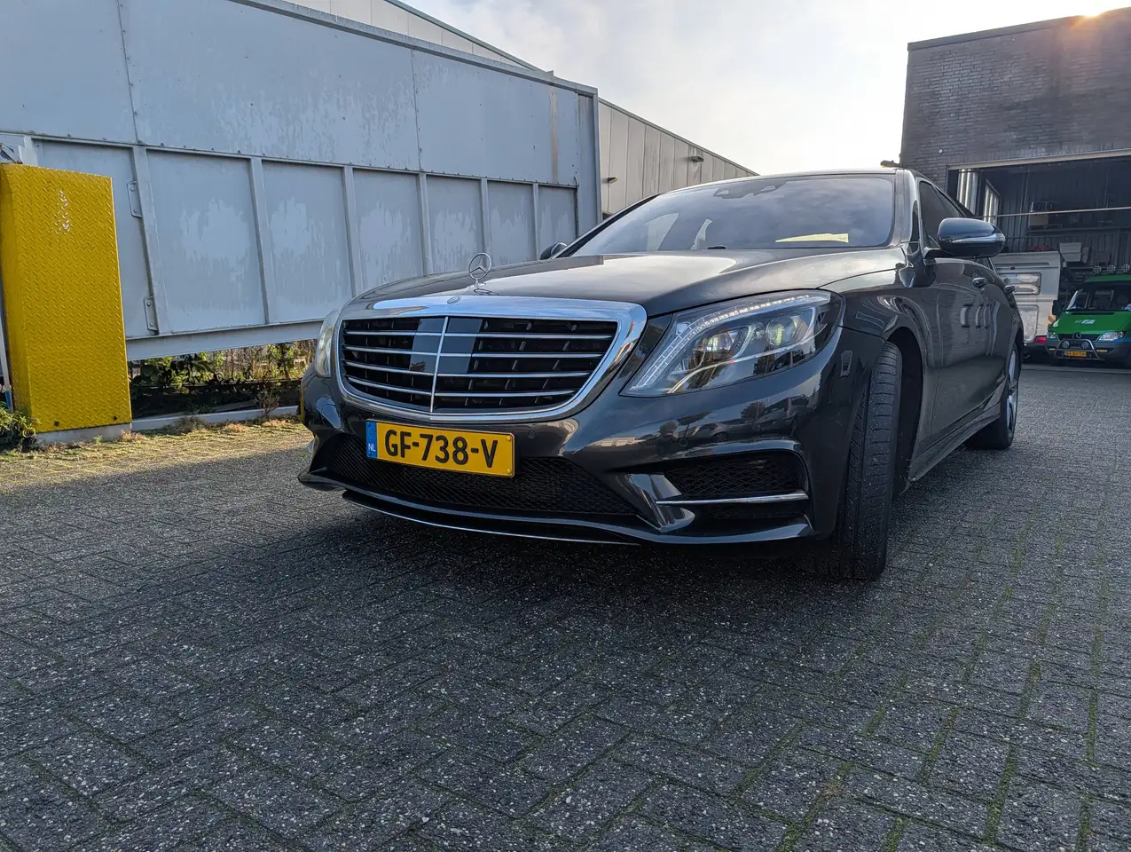 Mercedes-Benz S 500