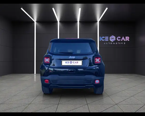 Jeep Renegade view 6