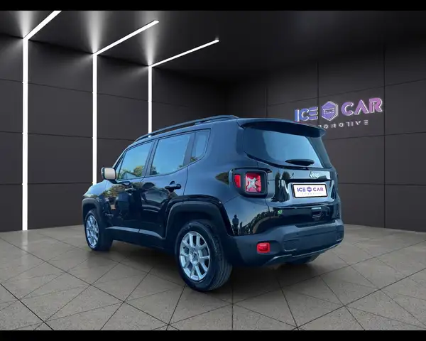 Jeep Renegade view 7