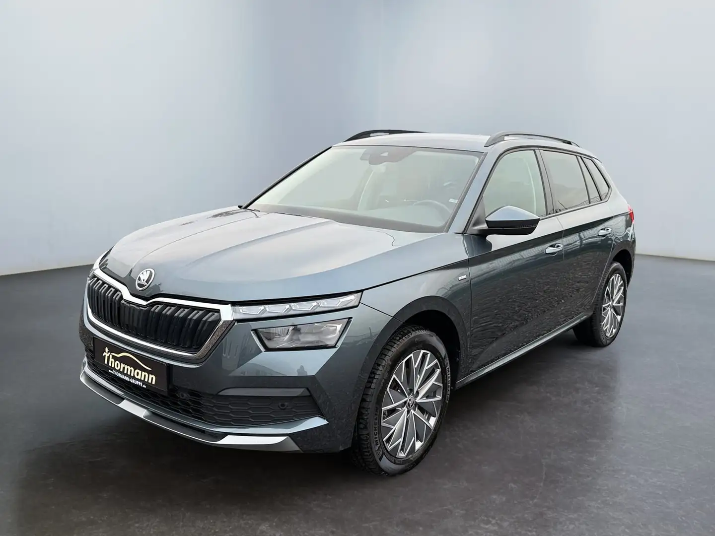 Skoda Kamiq Clever 1.0TSI DSG Rückfahrkam., Lane Assist Grijs - 2