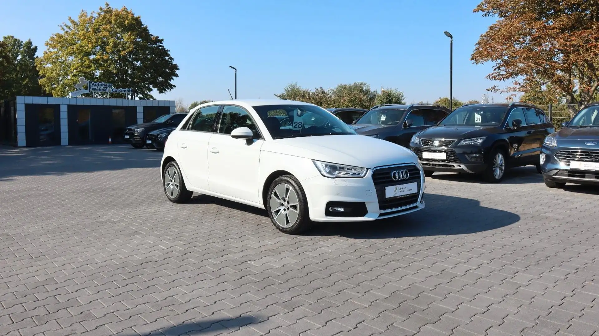 Audi A1 Sport 1.4 TFSI DSG MMI Xenon PDC Klima SitzHz Blanc - 1
