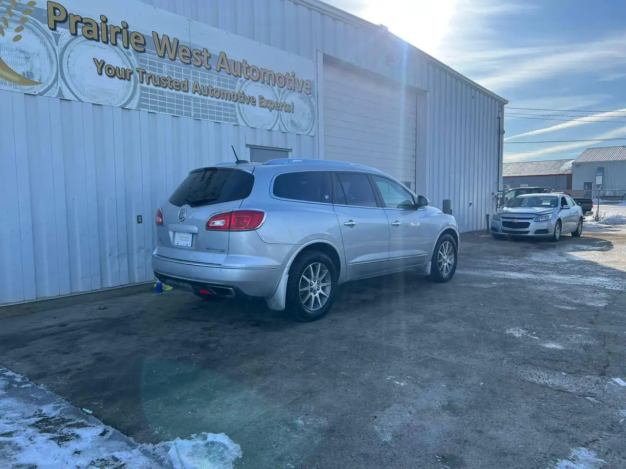 Buick Enclave снимка Buick Enclave
