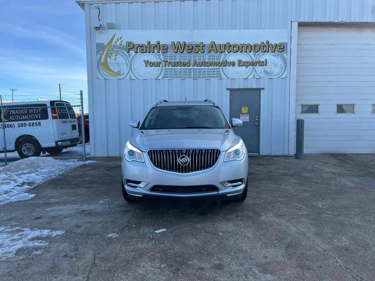 Buick Enclave снимка Buick Enclave