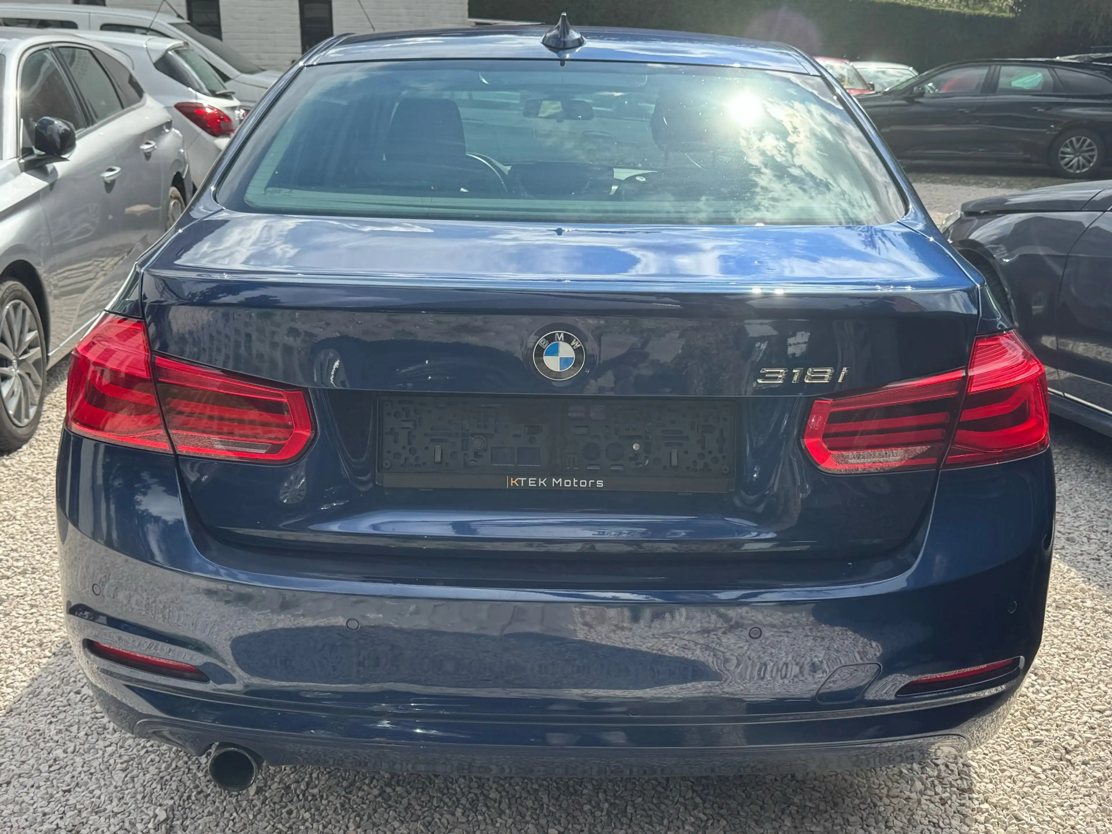 BMW 318 iA benzine - 78000KM - Garantie — photo 4