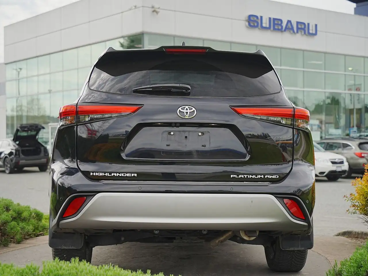 Toyota Highlander снимка Toyota Highlander