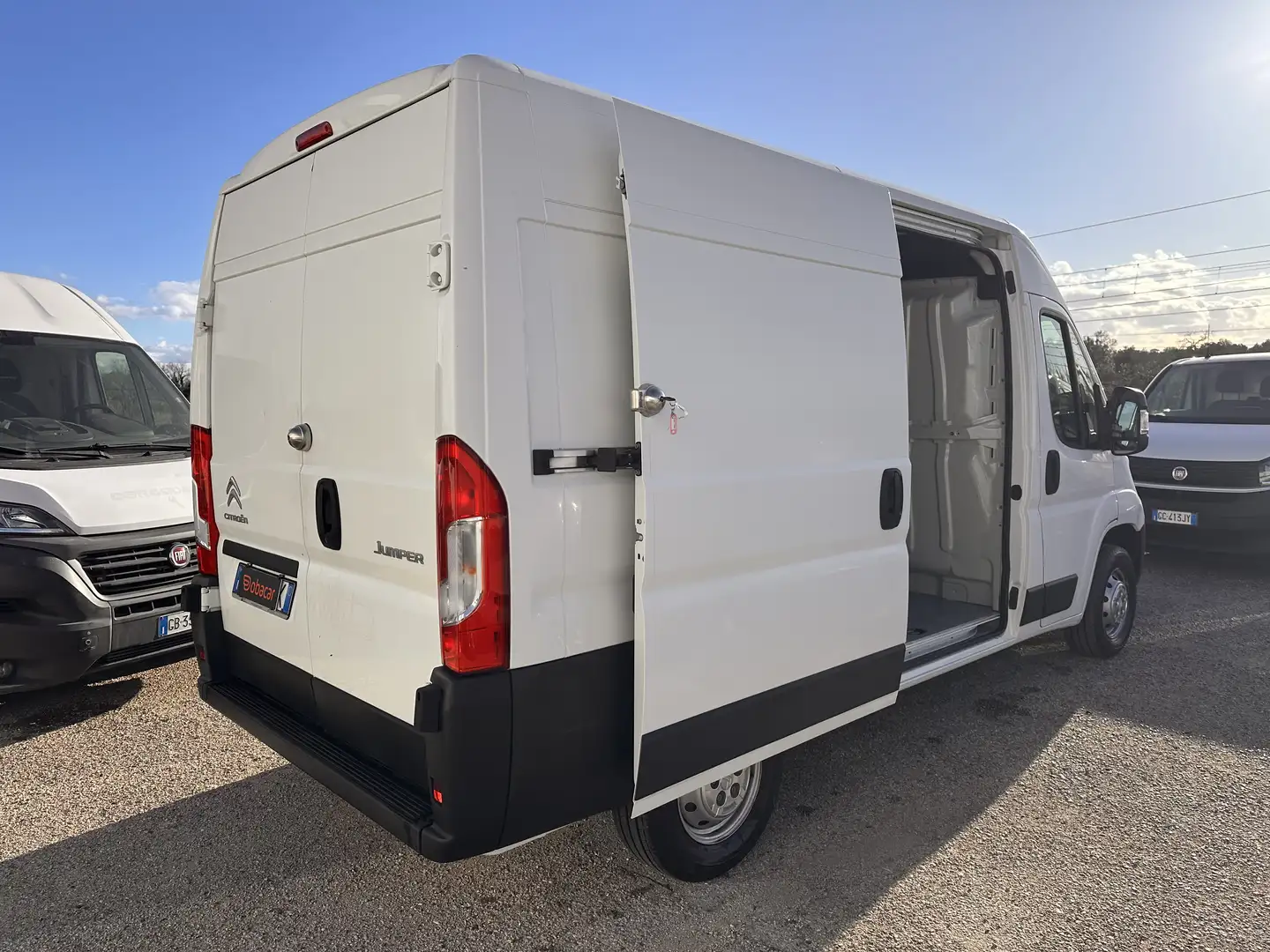 Citroen Jumper CITROEN JUMPER  35 L2H2 2.2 bluehdi 140cv S&S Blanco - 2