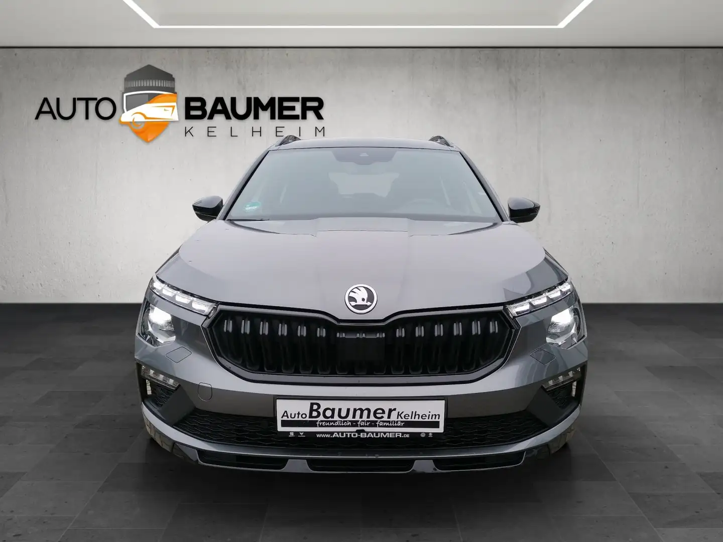 Skoda Kamiq 1.5 TSI DSG Monte Carlo AHK beh WSS 5J GAR Gris - 2