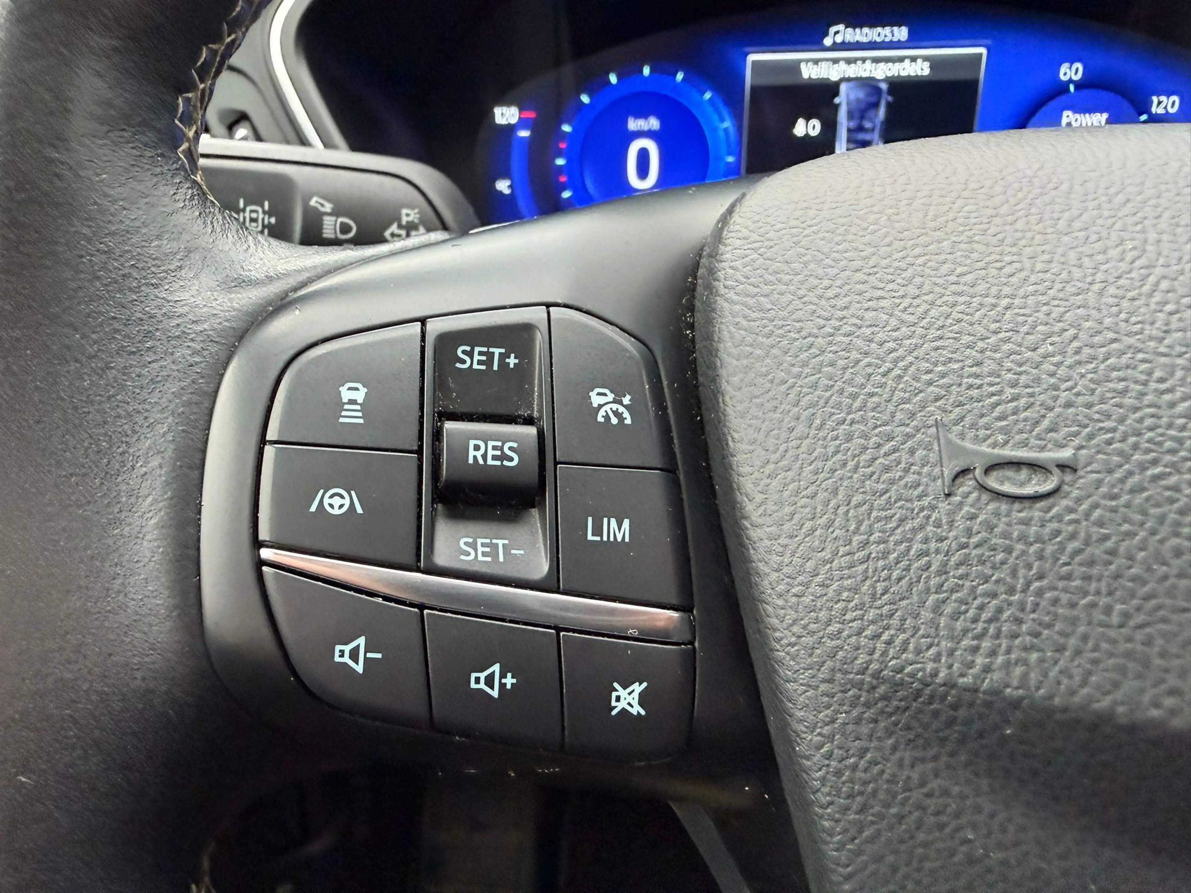 Ford Kuga 2.5 PHEV Vignale PANO - TREKHAAK — photo 18