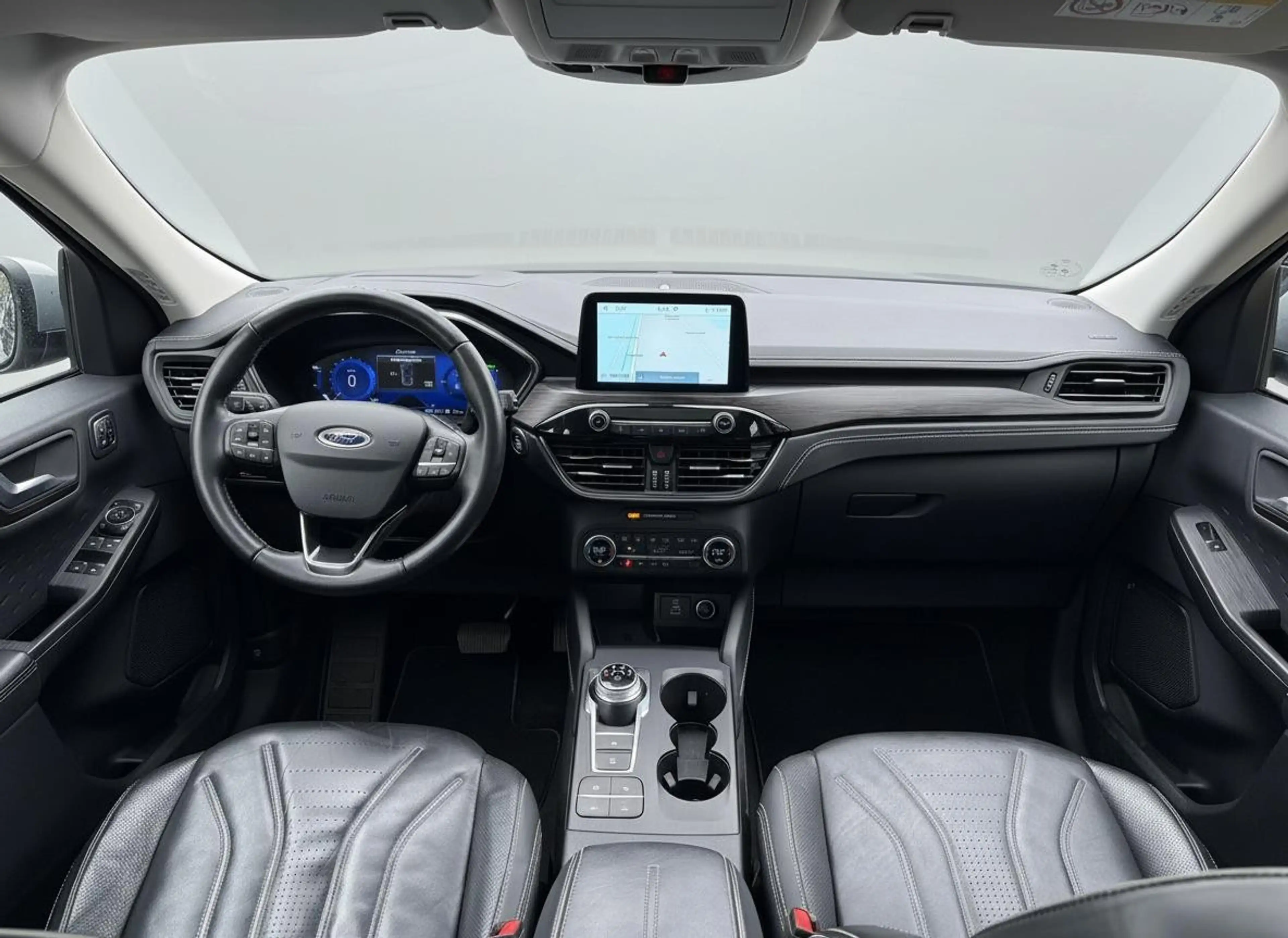 Ford Kuga 2.5 PHEV Vignale PANO - TREKHAAK — photo 2