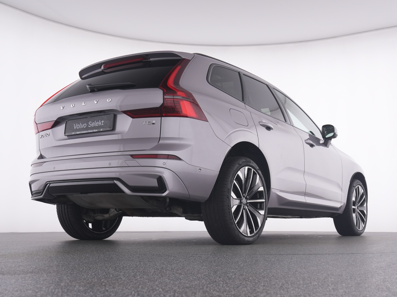 Volvo XC60 T8 Recharge Ultra Dark +MASSAGE+BO&WI+LEDER+PANO — photo 8