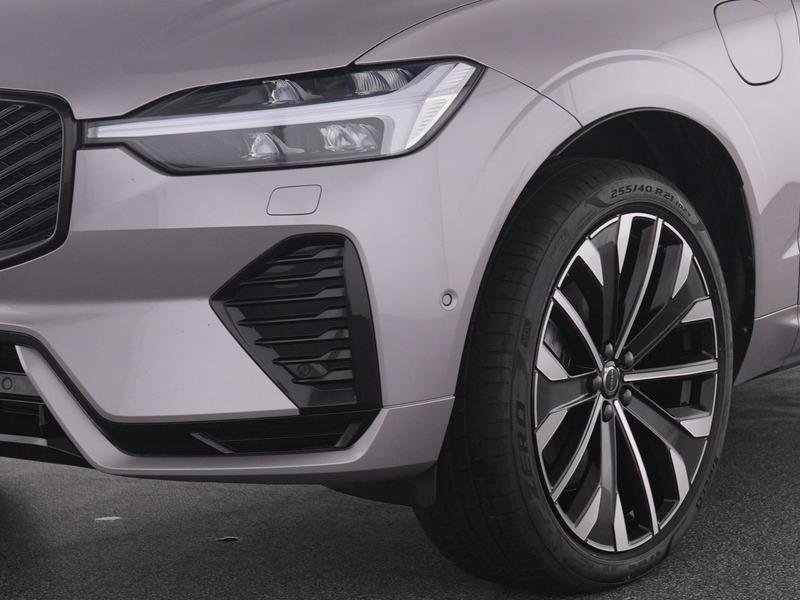 Volvo XC60 T8 Recharge Ultra Dark +MASSAGE+BO&WI+LEDER+PANO — photo 9