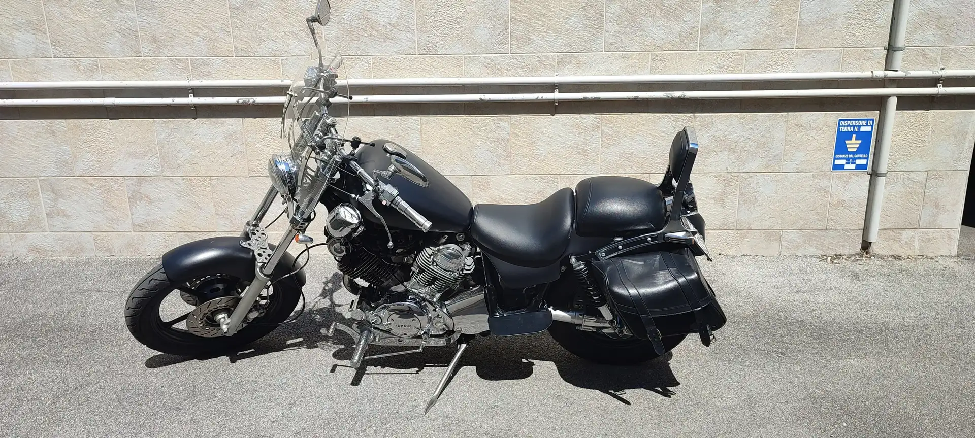 Yamaha XV 1000 Czarny - 1