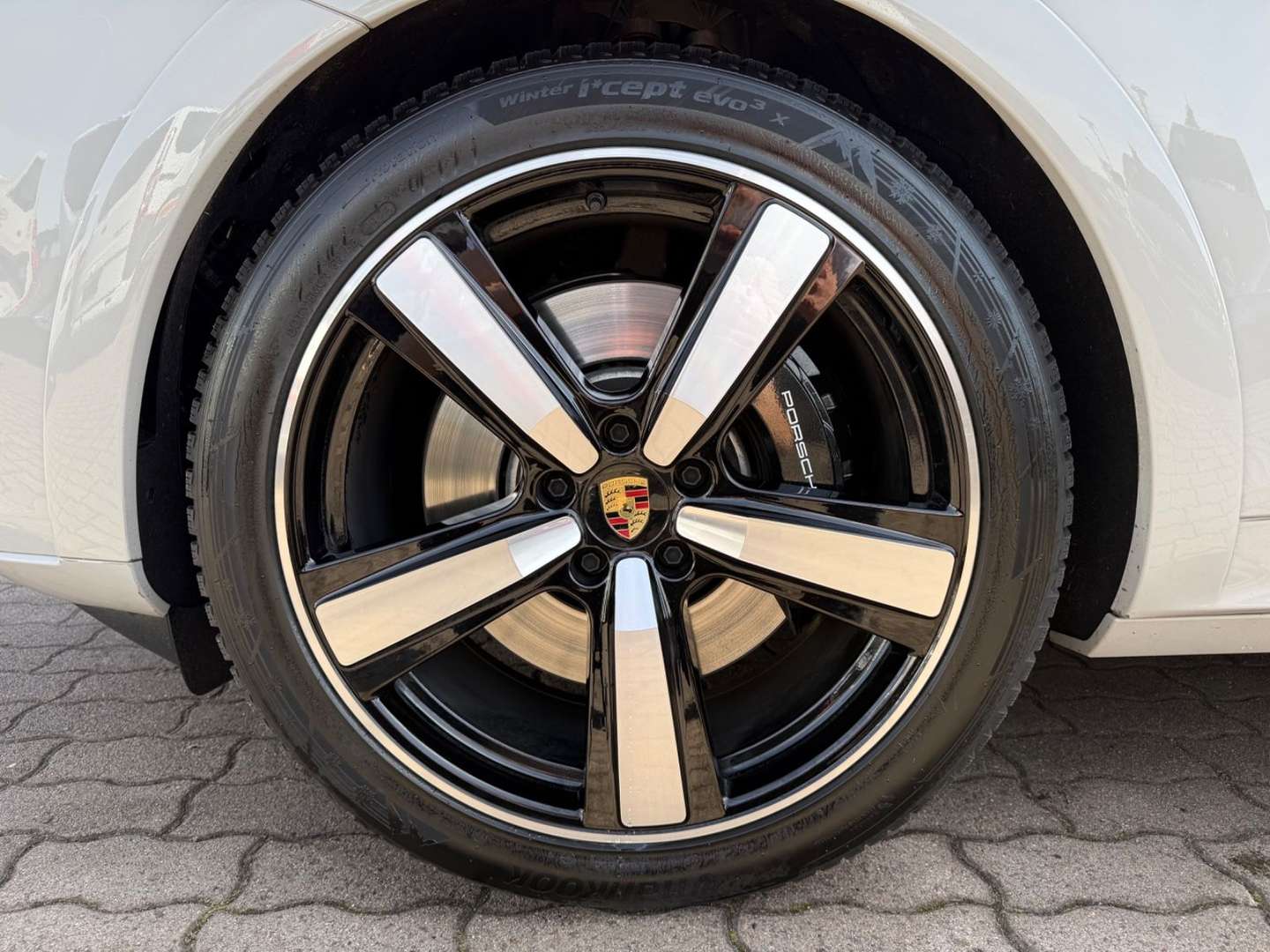 Porsche Cayenne II Coupe GTS - 2024 - Joinsteer - #24