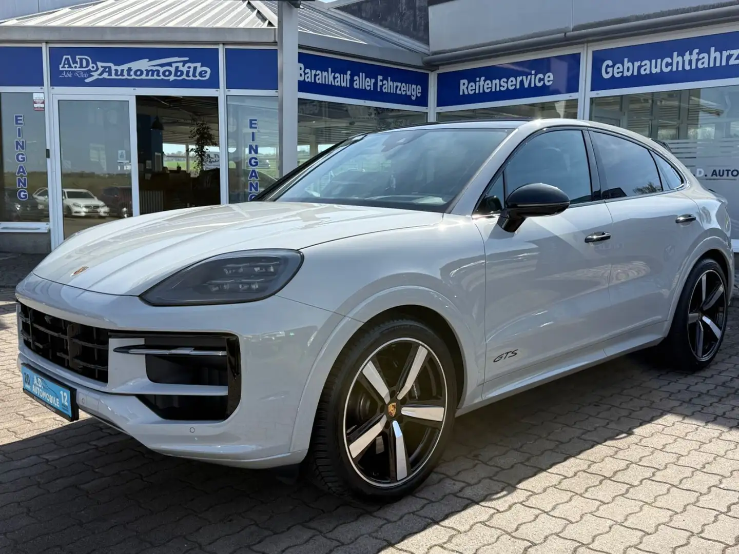 PORSCHE Cayenne Coupe