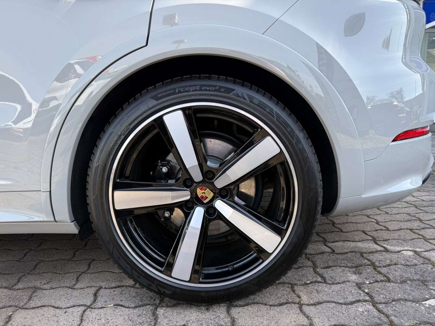 Porsche Cayenne II Coupe GTS - 2024 - Joinsteer - #25