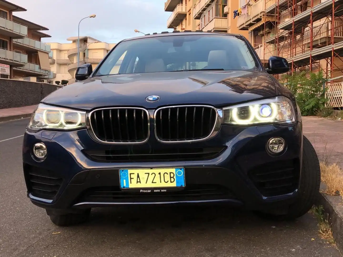 BMW X4 X4 F26 xdrive20d xLine Blu/Azzurro - 2