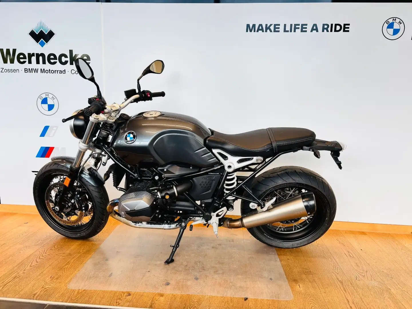 BMW R nineT Pure Gris - 2