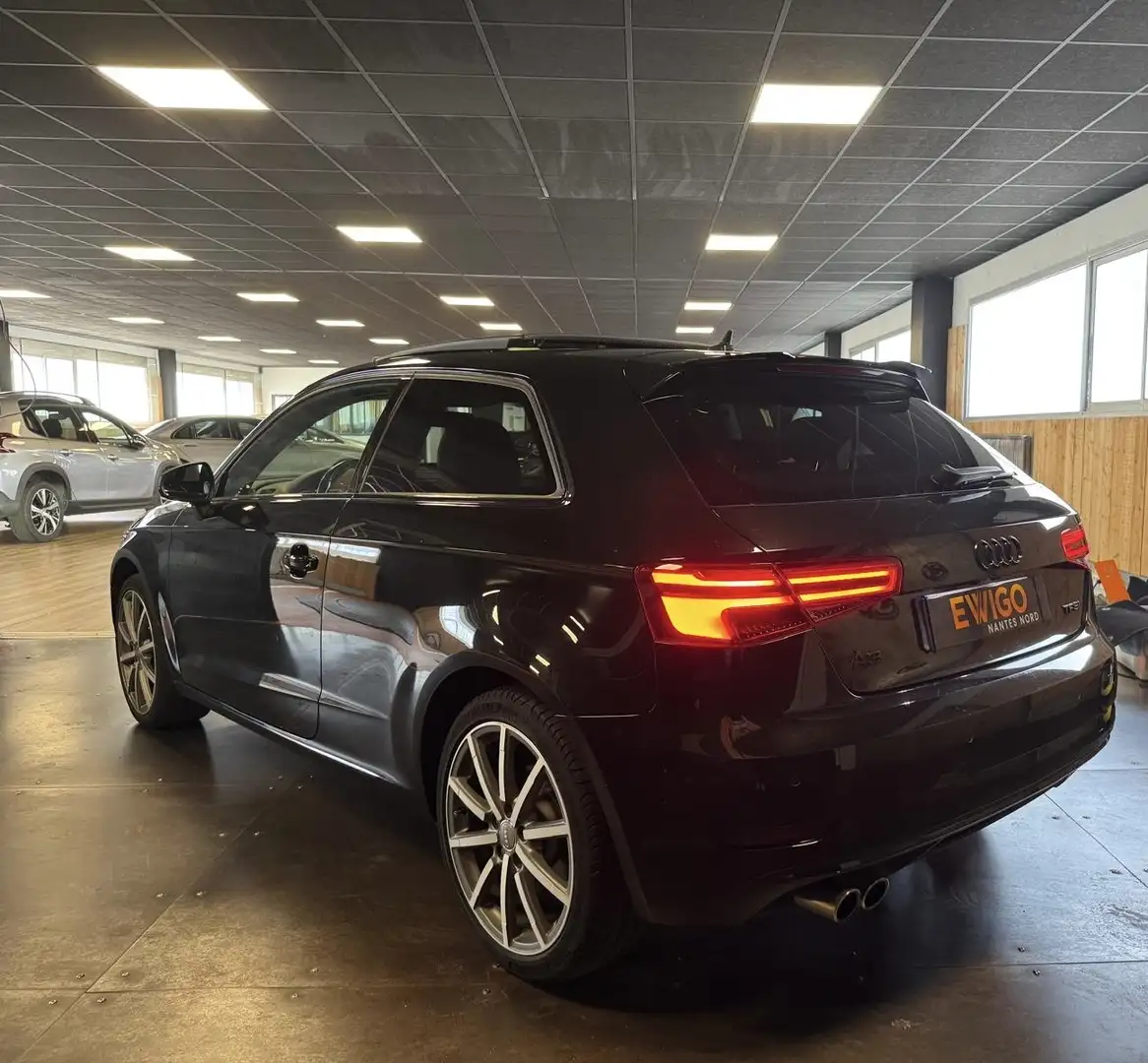Audi A3 SPORTBACK 1.4 TFSI 150 DESIGN LUXE S-TRONIC // CAM - 2