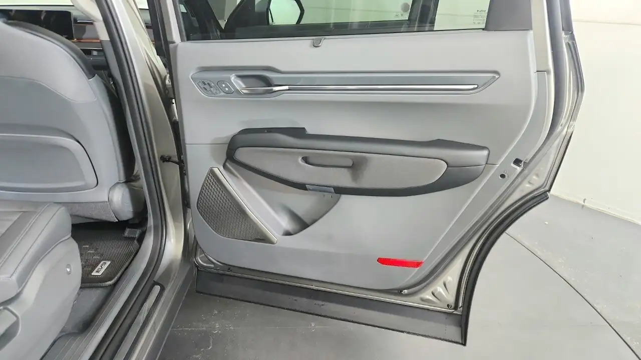 Kia EV9 снимка Kia EV9