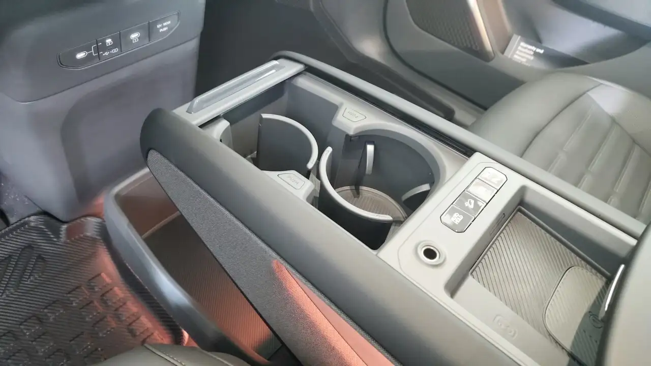 Kia EV9 снимка Kia EV9