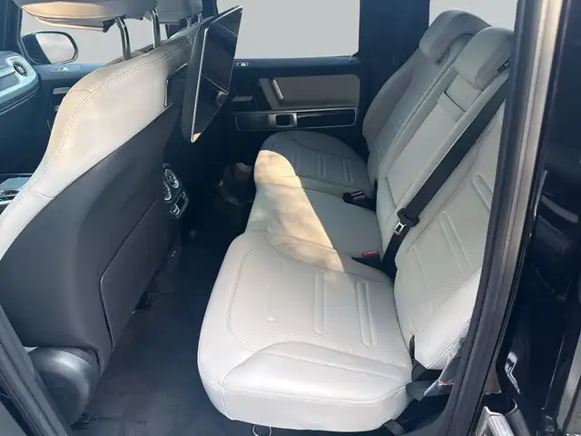 Mercedes-Benz G 500 view 10