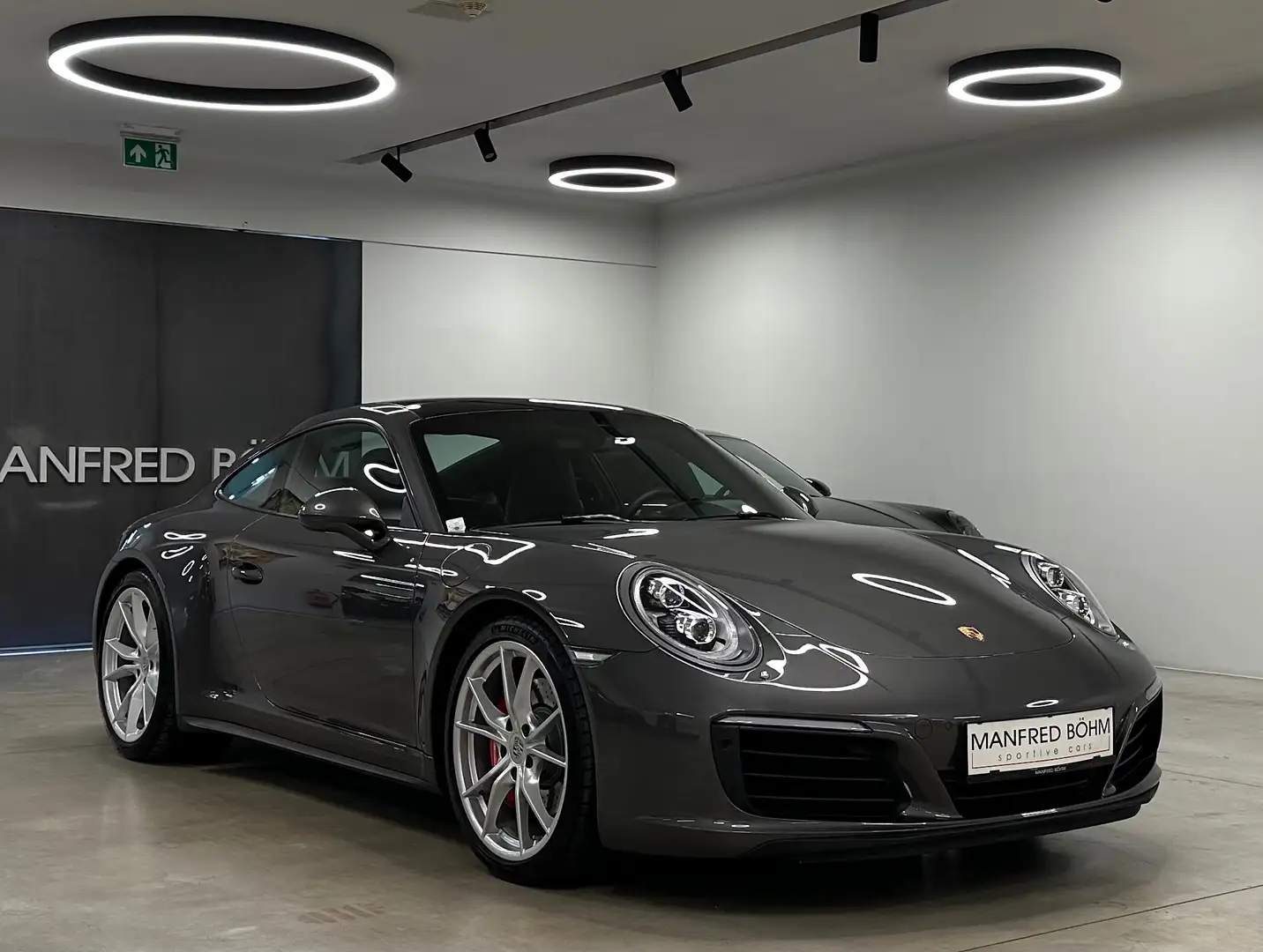 Porsche 911 911 Carrera 4S Coupé PDK - Modell 991.2 Grau - 1