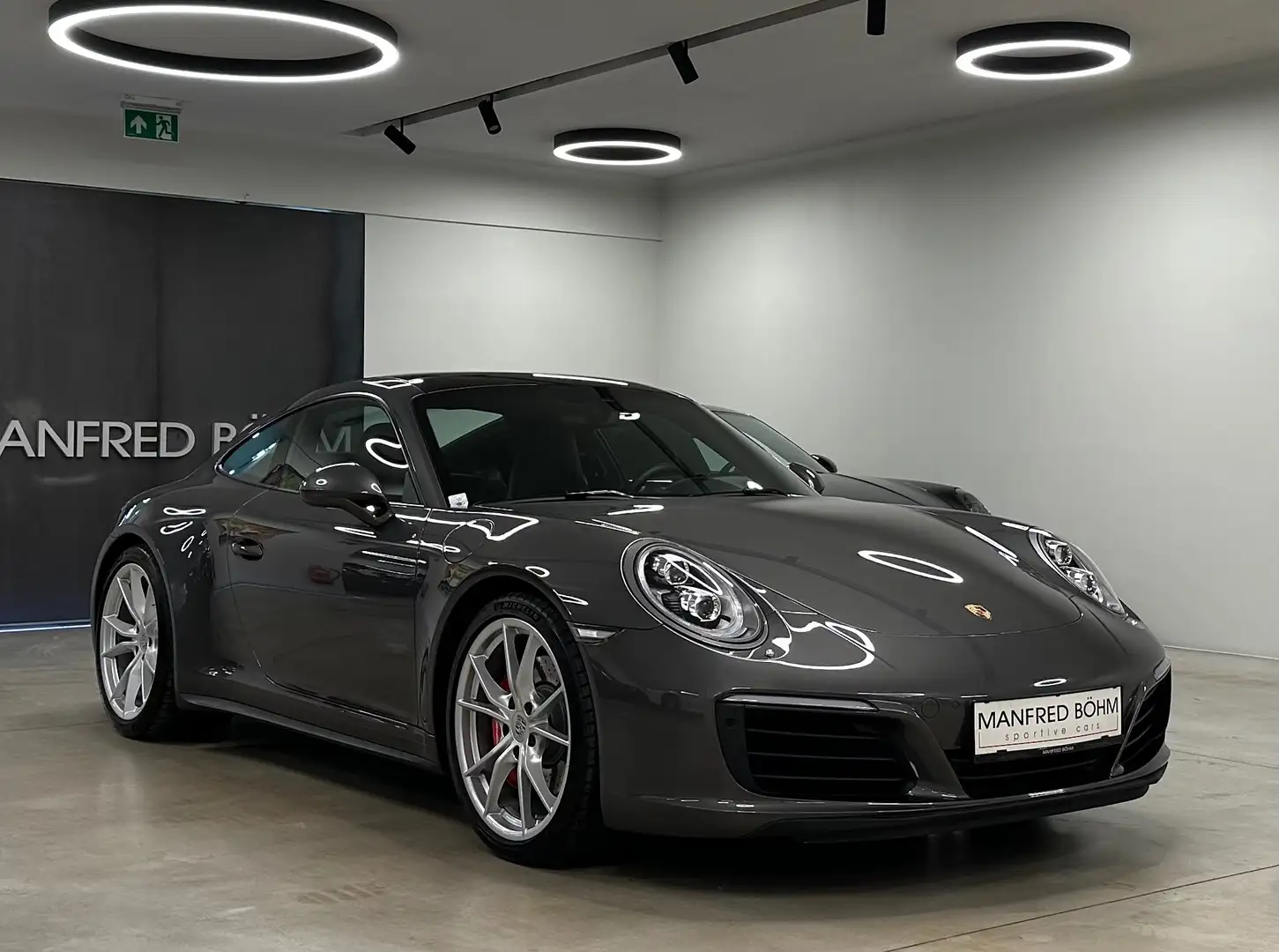 Porsche 911 911 Carrera 4S Coupé PDK - Modell 991.2 Grau - 2