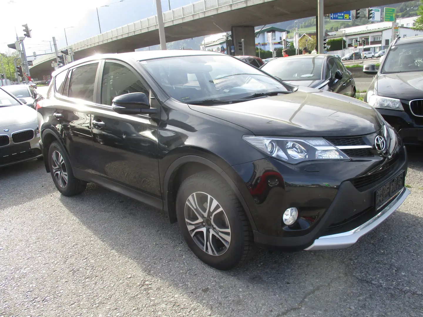 Toyota RAV 4 ALLRAD Schwarz - 1