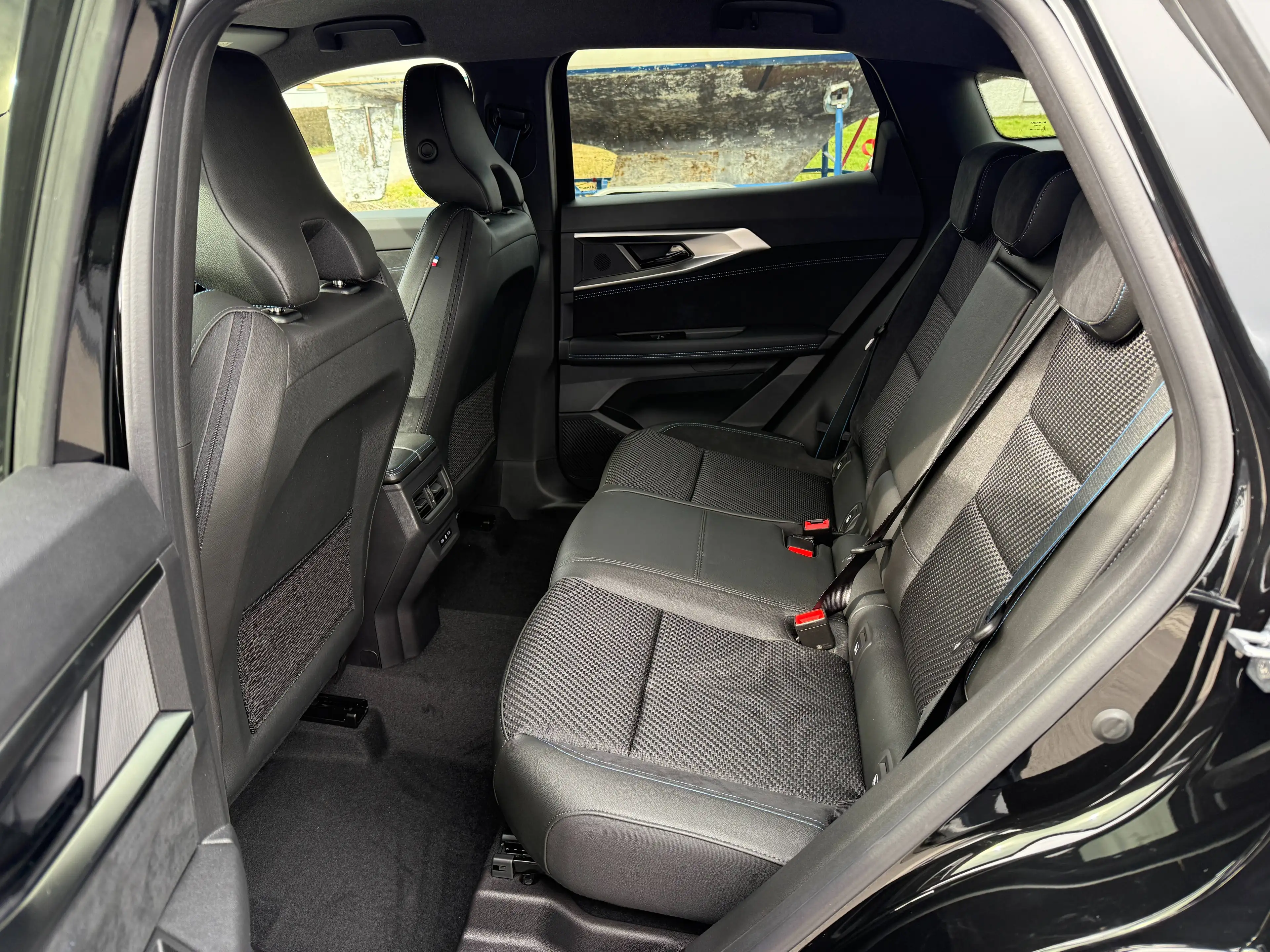 Renault Austral Mild Hybrid 160 Techno Esprit Alpine Aut. inkl. Winterräder — photo 6