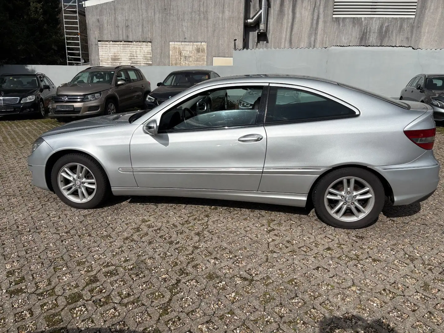 Mercedes-Benz CLC Kompressor KLIMA SHZ 8x ALUS LEDER Plateado - 2