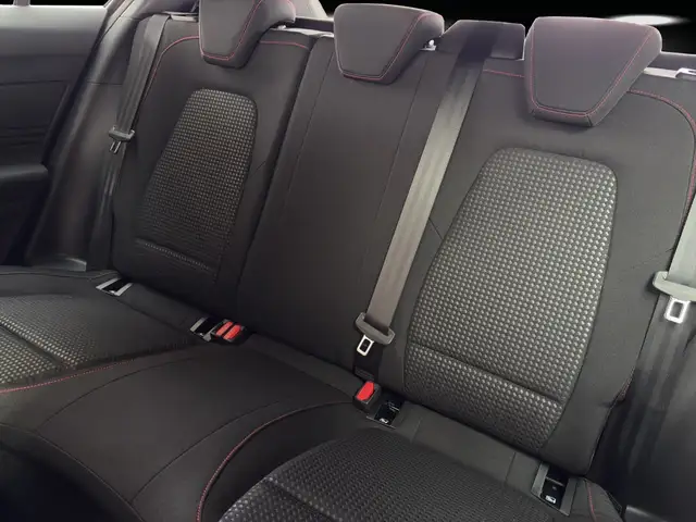 Ford Focus view 11