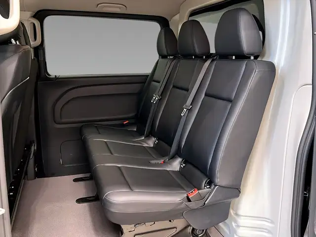 Mercedes-Benz Vito view 9
