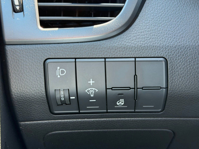 Hyundai i30 1.6 GDI Passion PANO NAVI KAM SHZ BT Sport — photo 14