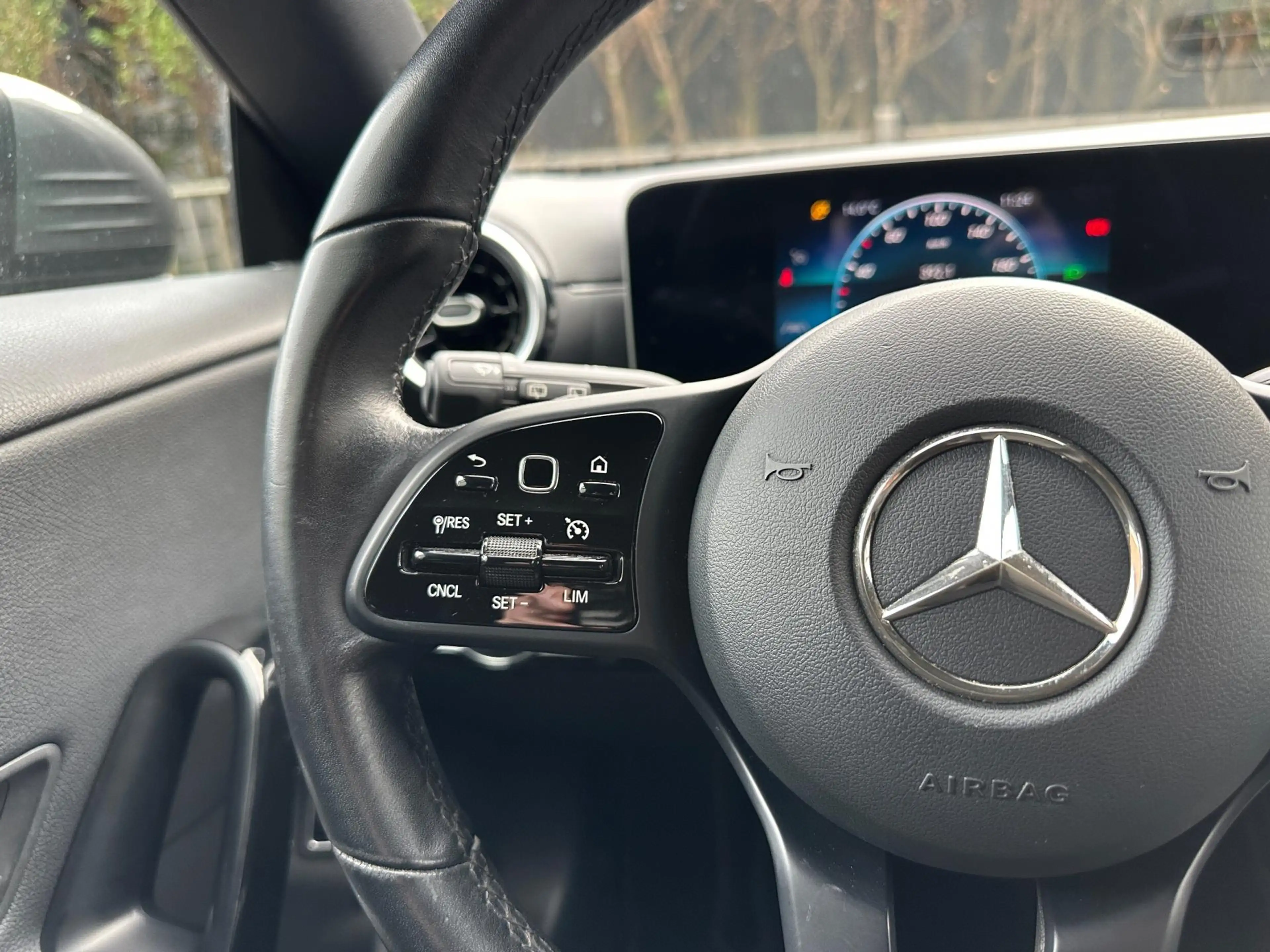 Mercedes-Benz CLA 180 Shooting Brake AUTOMAAT|CRUISE/CAMERA/PDC/BLACK — photo 13
