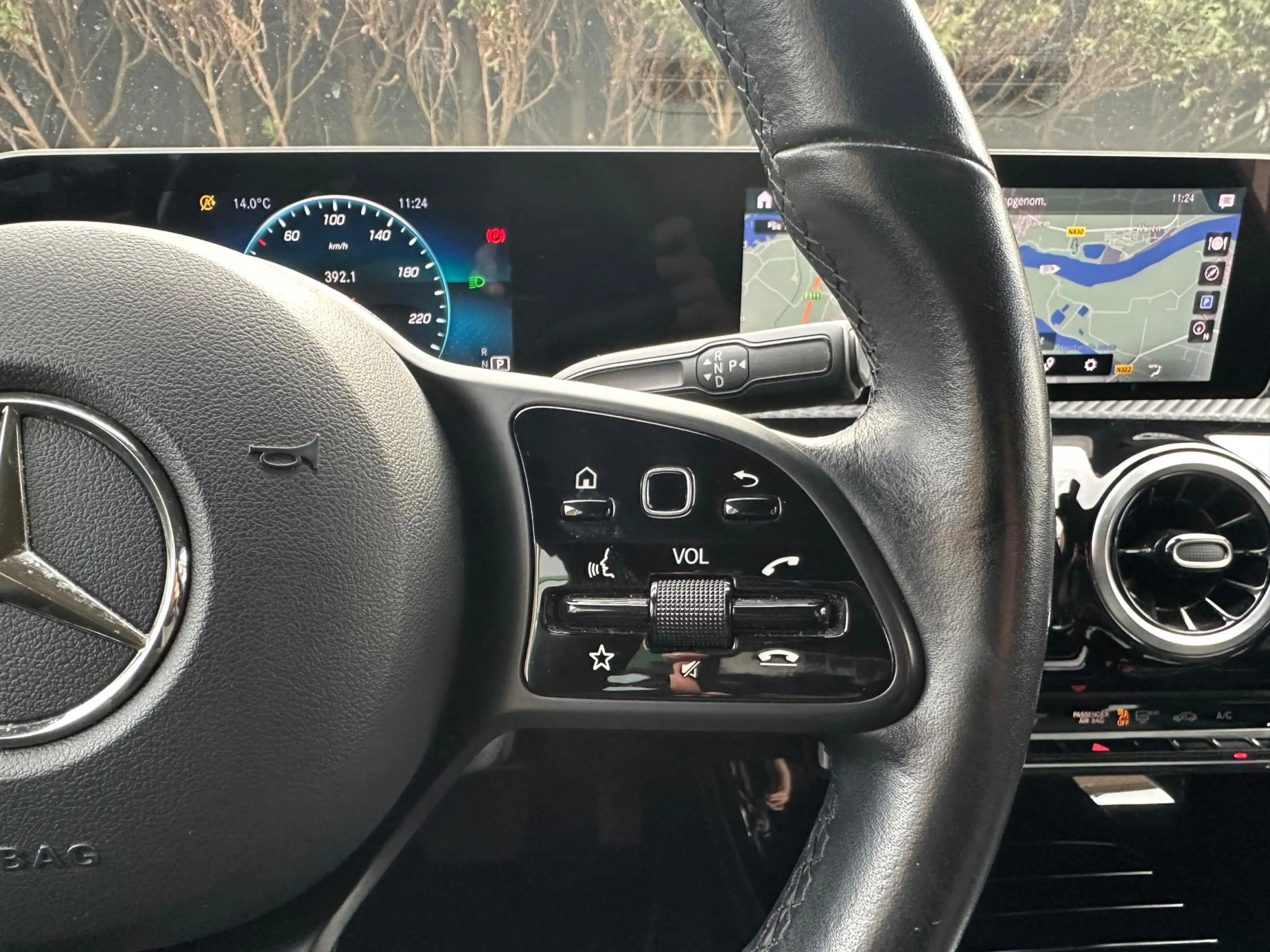 Mercedes-Benz CLA 180 Shooting Brake AUTOMAAT|CRUISE/CAMERA/PDC/BLACK — photo 12