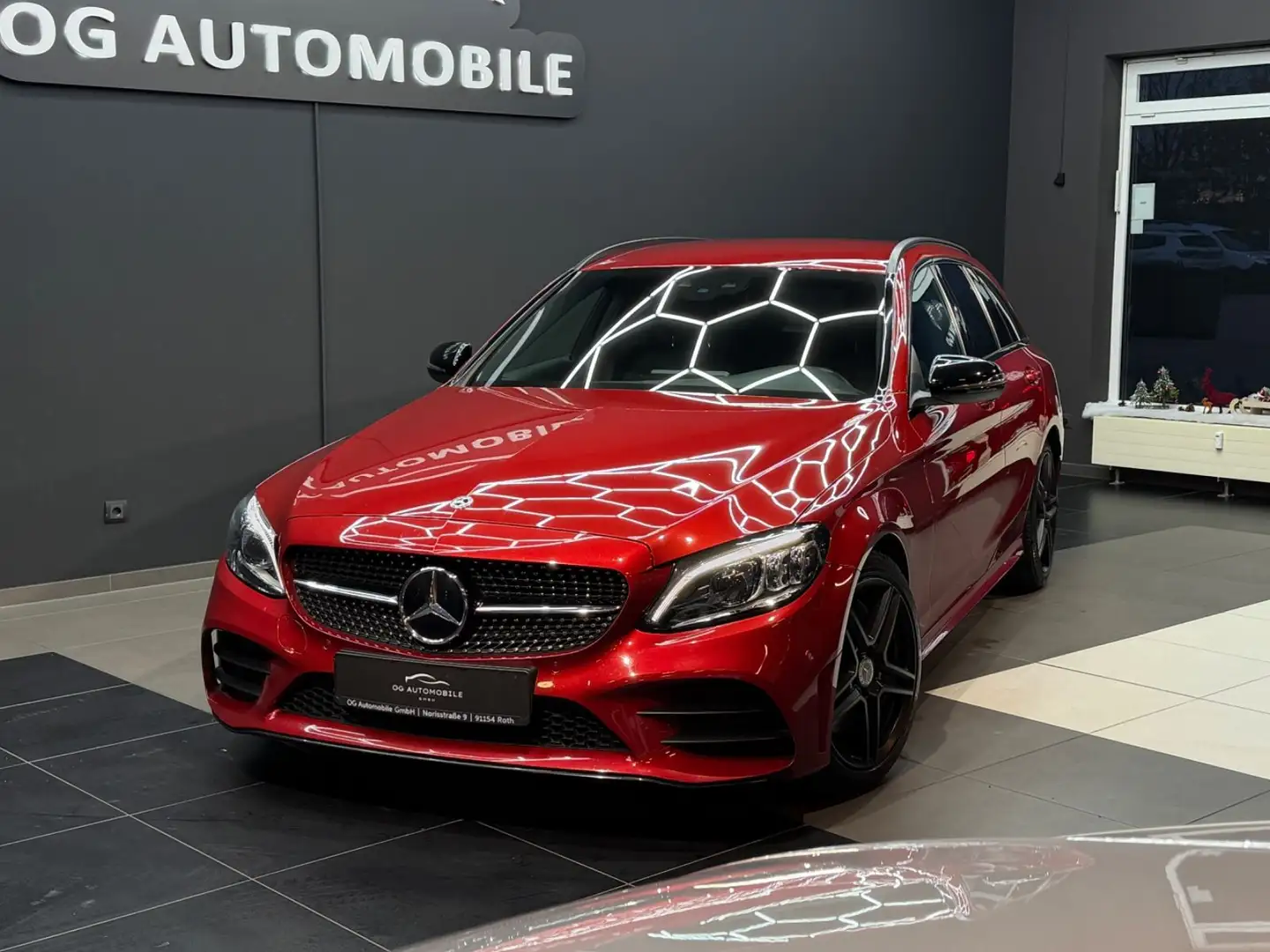 Mercedes-Benz C 300 T d AMG*LED*CAM*BURMESTER*AMBIENTE*NIGHT Rot - 1