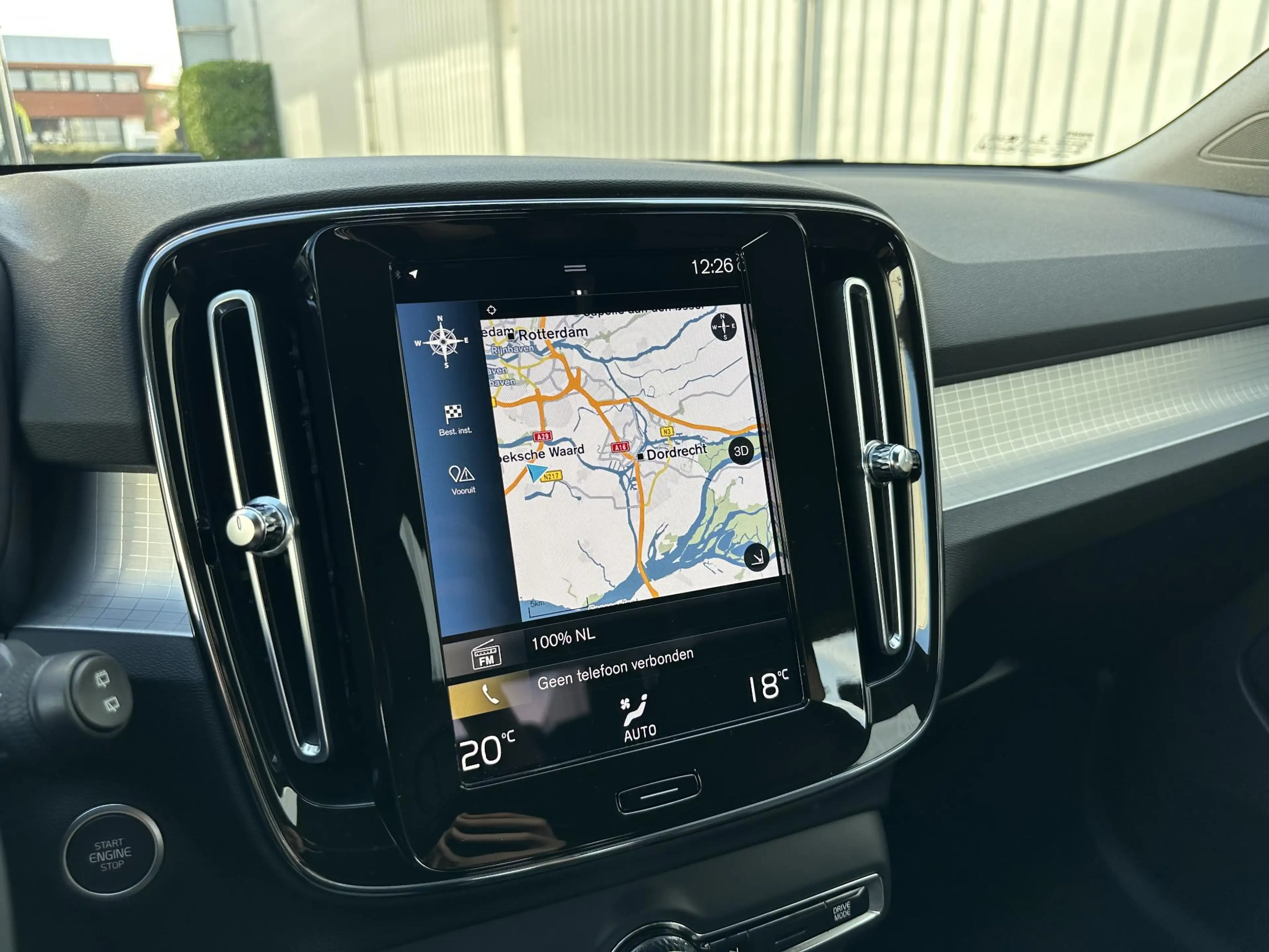 Volvo XC40 1.5 T2 Momentum Business | Camera/Carplay/Lederen — photo 35