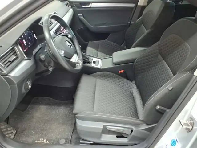 Skoda Superb view 7