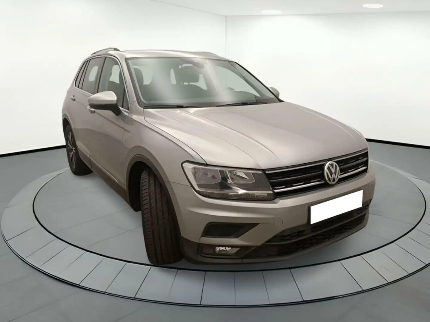 Volkswagen Tiguan 2.0 TDI BMT SCR 110KW COMFORTLINE 5D Gris - 2