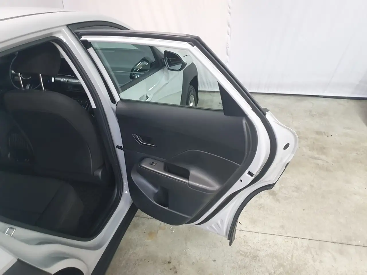 Hyundai KONA HYBRID 1.6 GDi Techno DCT 10
