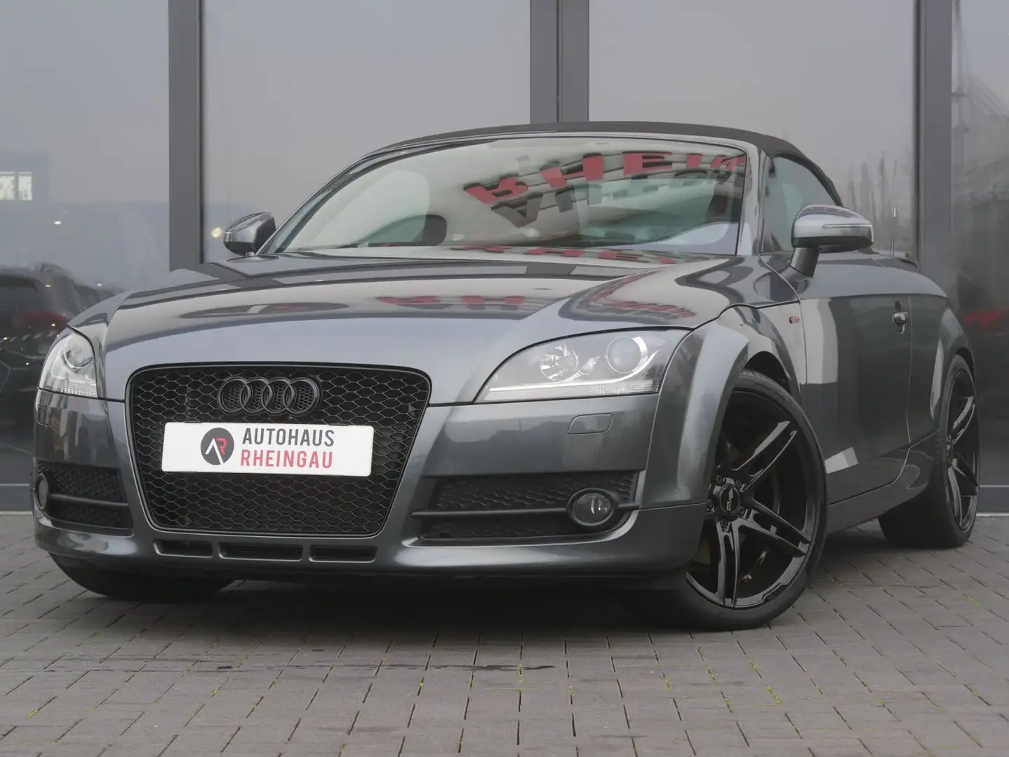 Audi TT 1.8 TFSI Roadster 18" LEDER 55TKM! Silber - 1