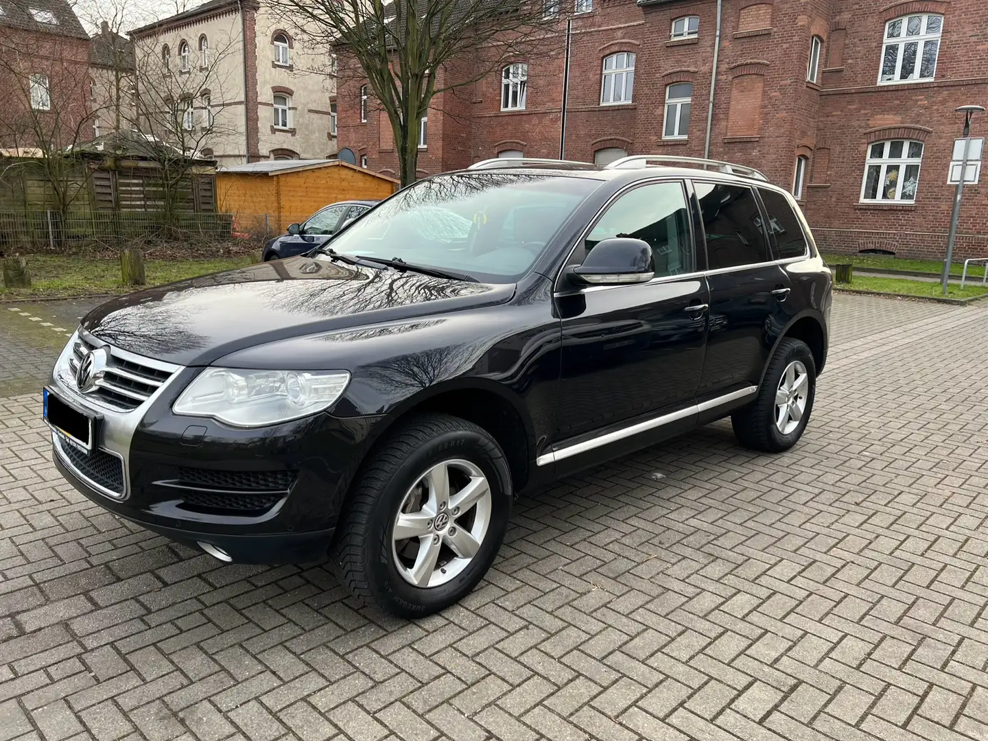 Volkswagen Touareg 3.0 V6 TDI DPF Aut. Individual Schwarz - 2