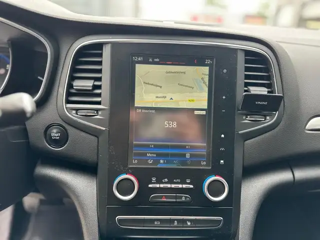 Renault Megane view 12