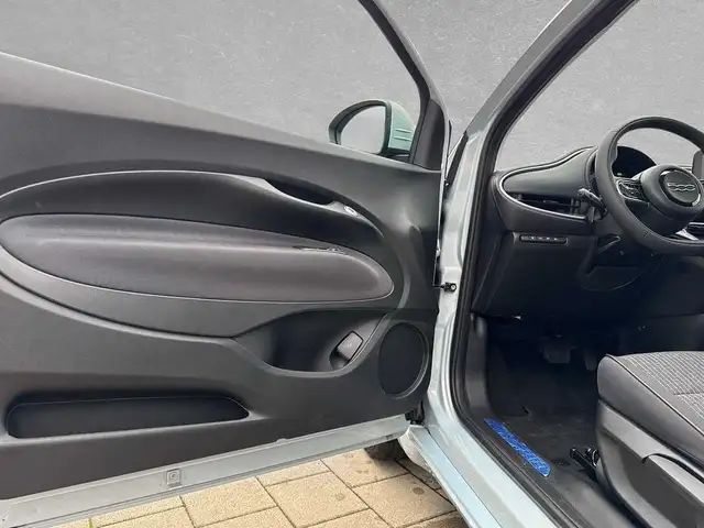 Fiat 500 view 5