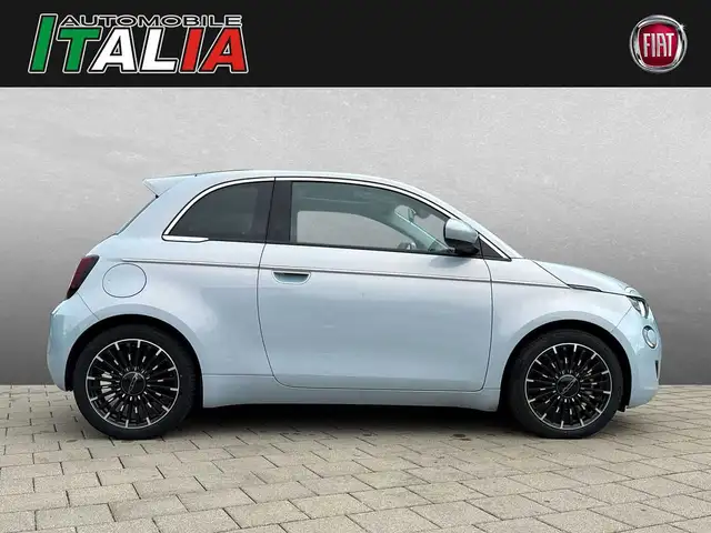 Fiat 500 view 3