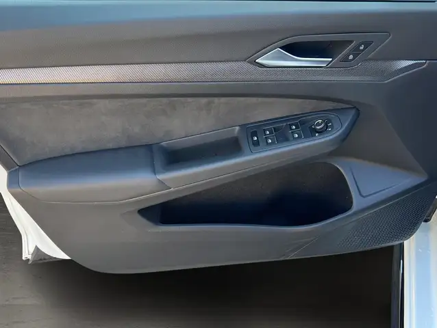 Volkswagen Golf view 7
