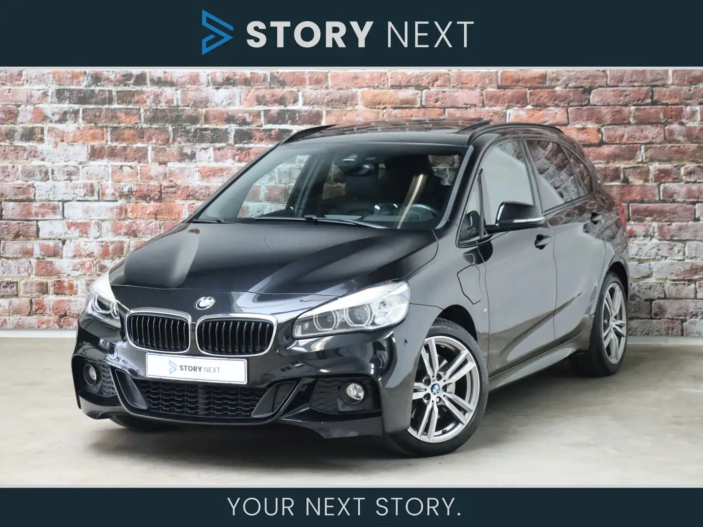 BMW 225 2-serie Active Tourer 225xe High Executive M Sport Zwart - 1