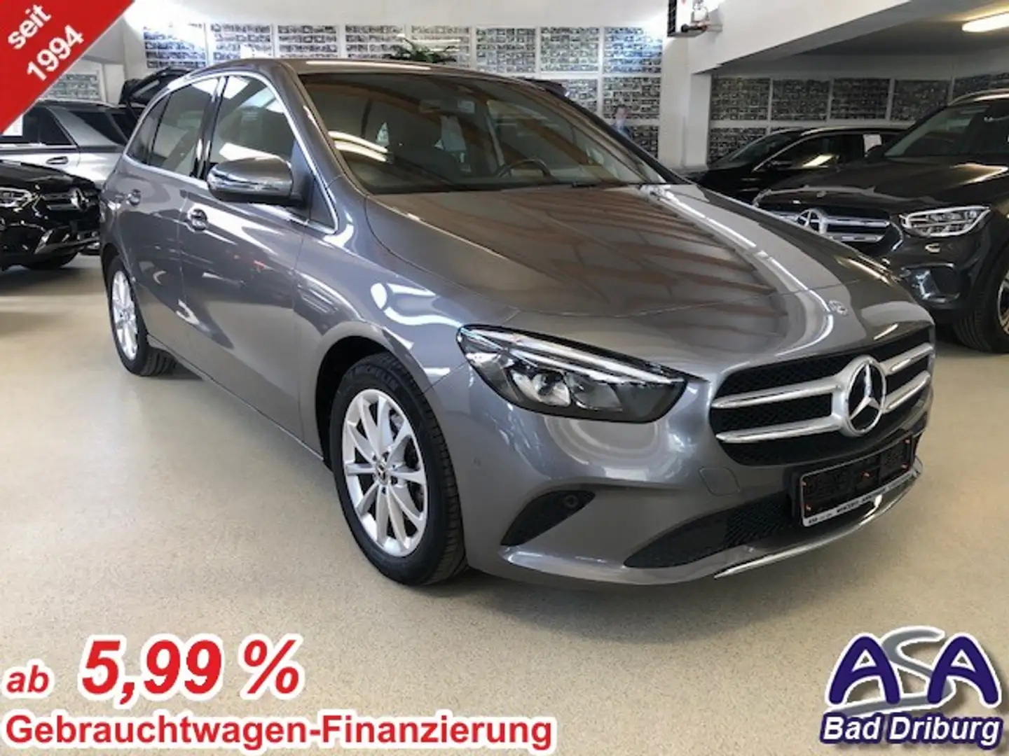 Mercedes-Benz B 180 Progressive+AHK+Spiegel-P.+Kamera+LED+Komfort-Fahr Grau - 1