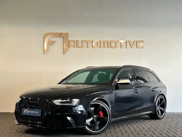 Audi RS4 Avant 4.2 FSI quattro Miltek|Eventuri|Memory|Camer